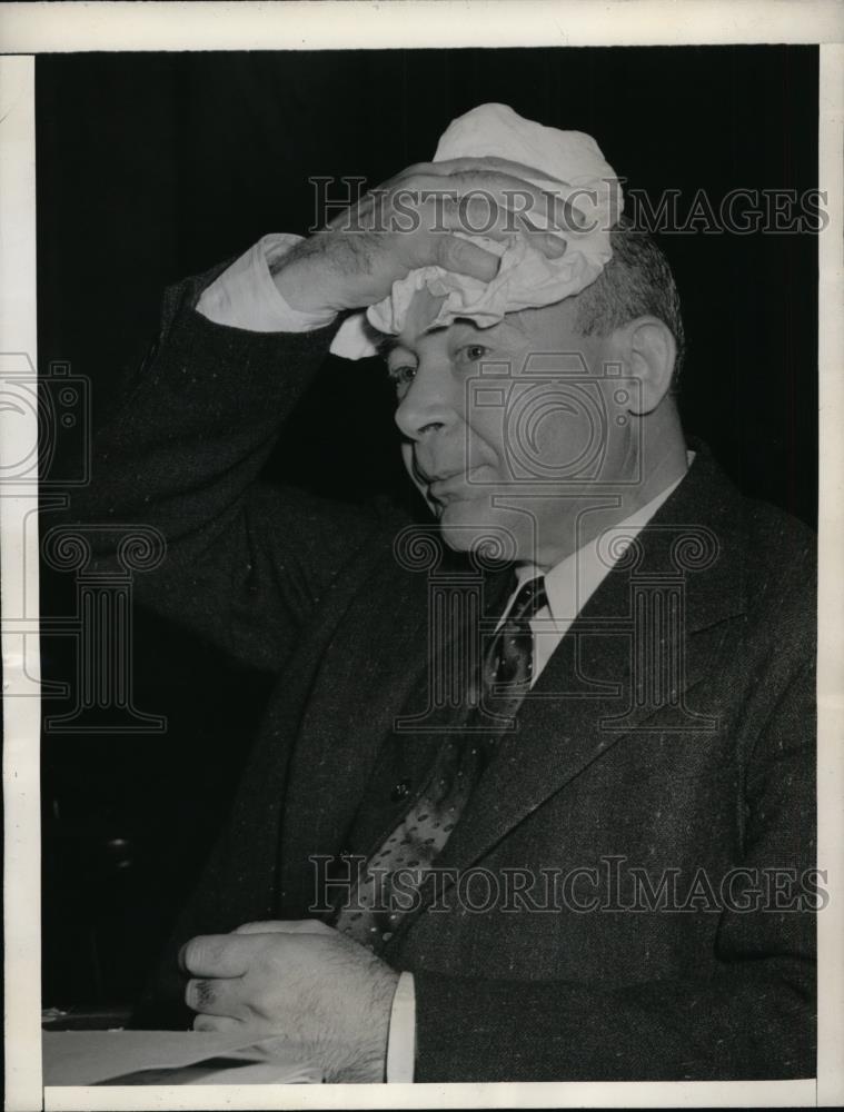 1943 Press Photo Clifford E McEvoy,Pres. of Clifford R.MccEvoy Shipping Corp - Historic Images