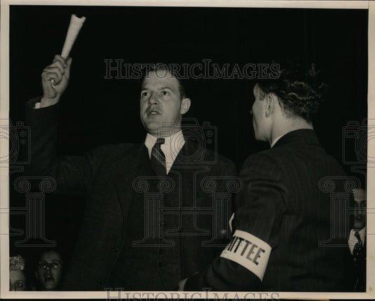 1940 Press Photo Stephen McArthur At American Youth Congress Institue - Historic Images
