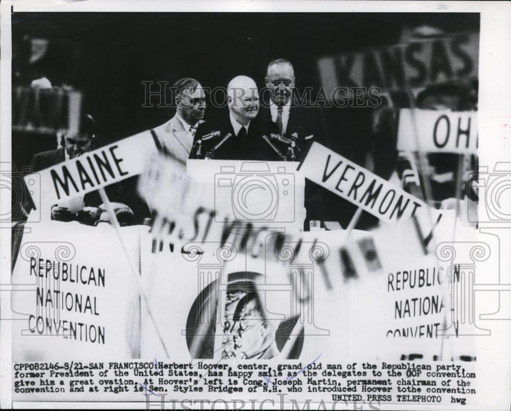 1956 Press Photo Former President Herbert Hoover smiles at convention - Historic Images