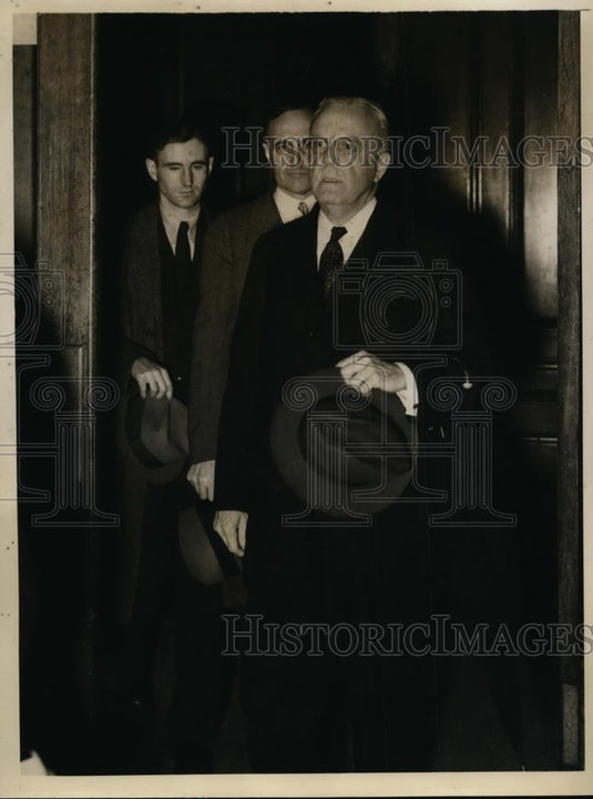 1934 Press Photo Officials on the N.Y. Title and Mortgage Company - nee97369 - Historic Images