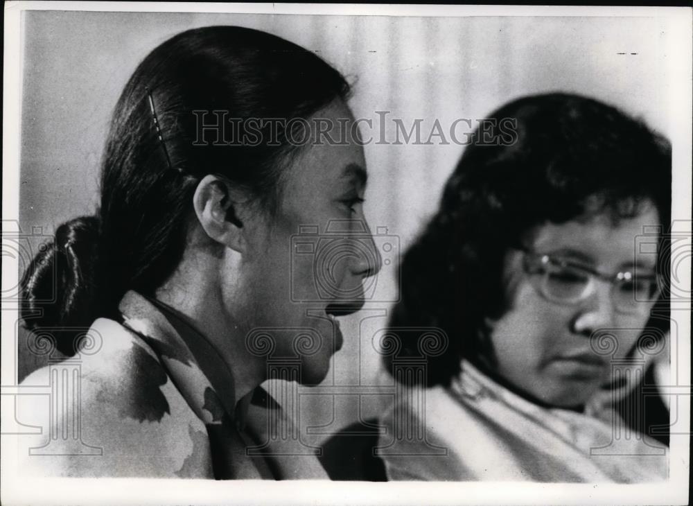 1968 Press Photo Nguyen Thu Binh,Viet Cong Guerilla Fighter at Press Conference - Historic Images