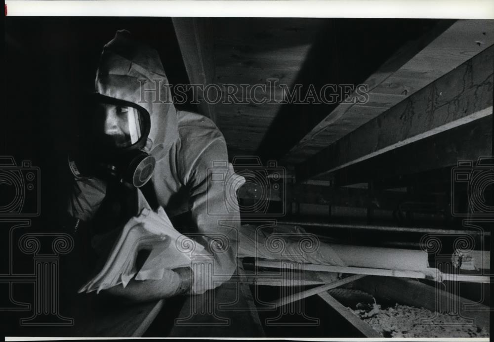 1984 Press Photo Chris Hammond Asbestos Bonner County N.S. School - spa22943 - Historic Images