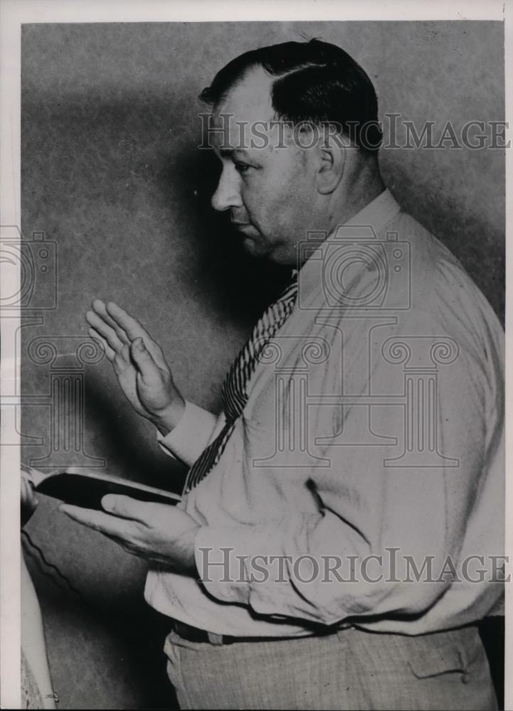 1938 Press Photo George Hart Carries Out His Announced Plans - nee94657 - Historic Images