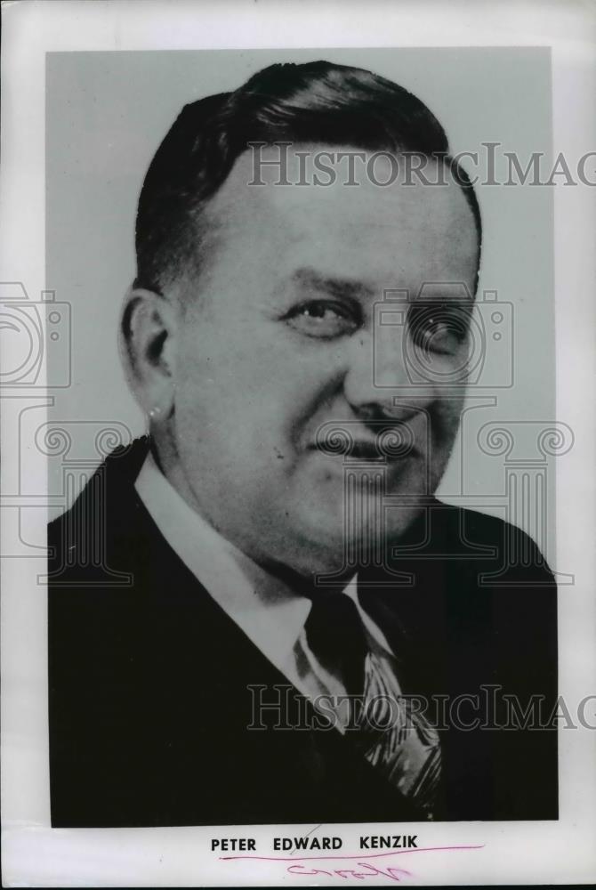 1953 Press Photo Portrait Of Edward Kenzik - nee96406 - Historic Images