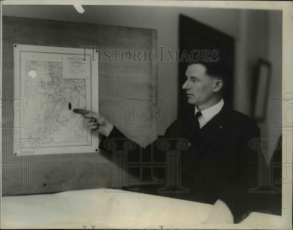 1924 Press Photo H.S Kennedy. Chemist of Bureau of Mines - nee96298 - Historic Images