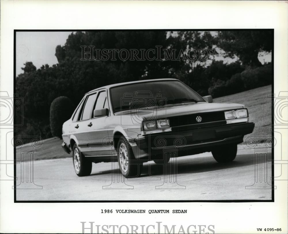 1986 Press Photo Volkswagen Quantum Sedan - spp01041 - Historic Images