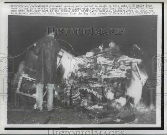 1962 Press Photo Two nuns burned to death & four injured after car collision - Historic Images