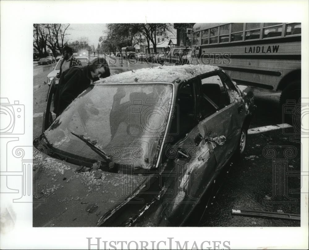 1991 Press Photo Lori Nelson After Car Collision with School Bus - spa26908 - Historic Images