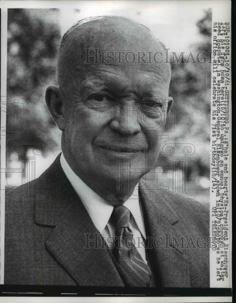 1961 Press Photo Dwight Eisenhower celebrate his 71st Birthday - nee98404 - Historic Images