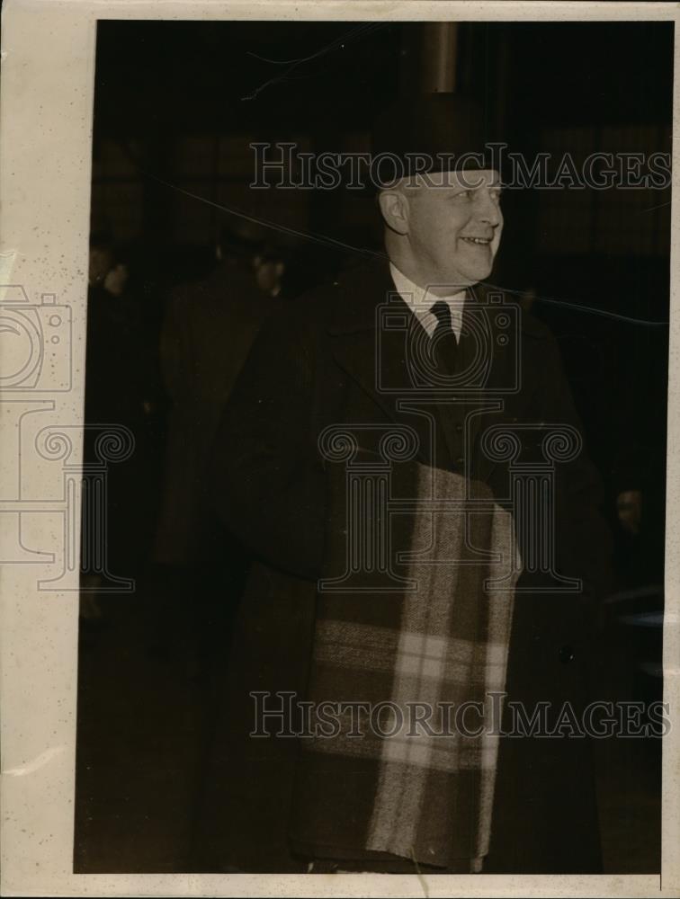 1937 Press Photo Sir Otto Niemeyer Counsel to British Bondholder Association - Historic Images