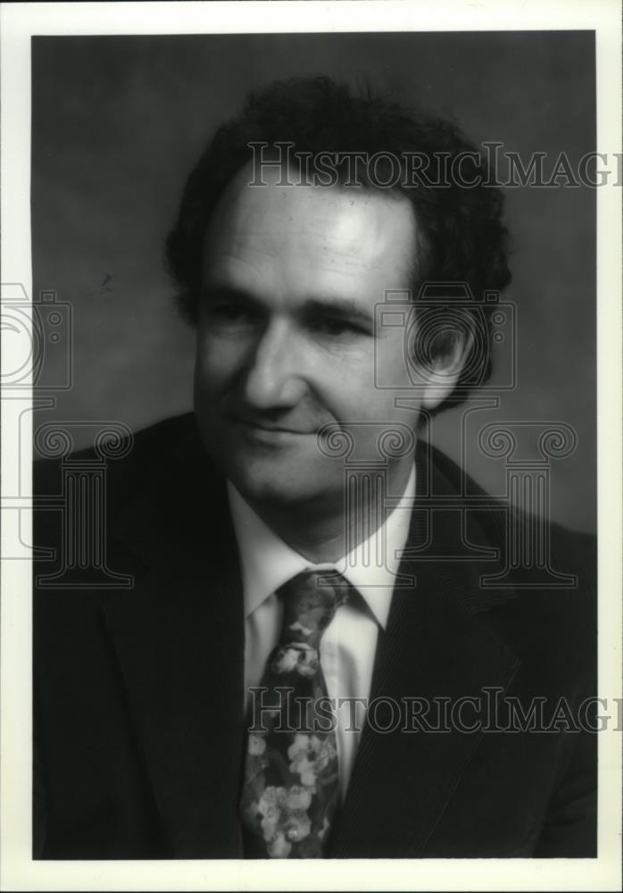 1993 Press Photo Attorney Dale Raugust - School Board candidate - spa25829 - Historic Images