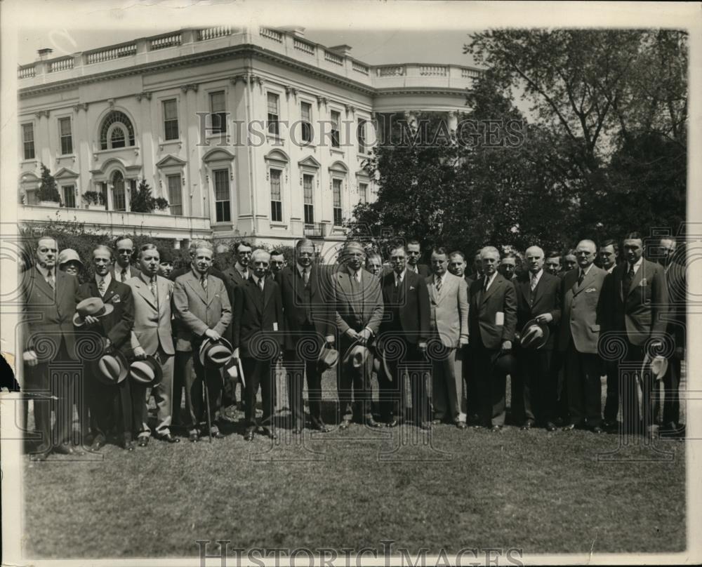 1929 Press Photo Pres.Herbert Hoover and Newspaper Publishers at the White House - Historic Images