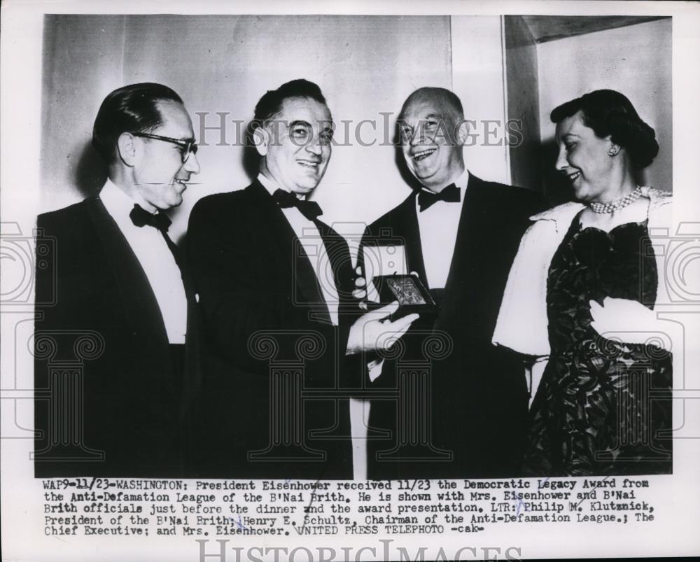 1953 Press Photo Dwight Eisenhower Receives Democratic Legacy Award - nee99616 - Historic Images
