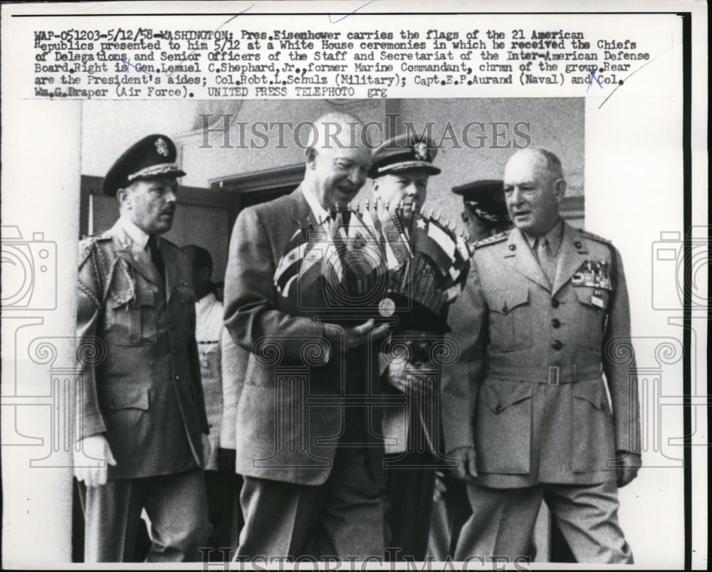 1958 Press Photo President Eisenhower Carries Flags of 21 American Republics - Historic Images