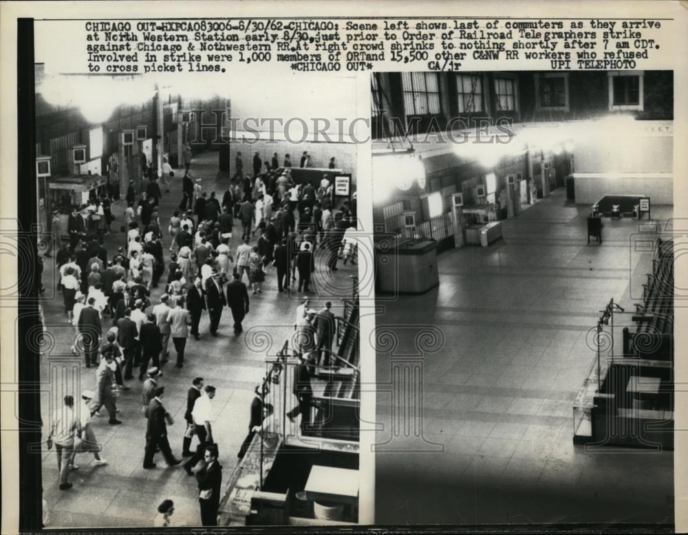 1962 Press Photo Commuters arrive at North Western Station prior to order strike - Historic Images