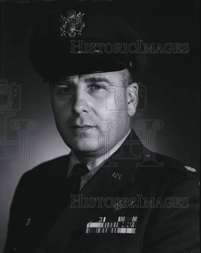 1981 Press Photo Maj Bruce E Wylder Exec Officer at Geiger Field - spa27518 - Historic Images