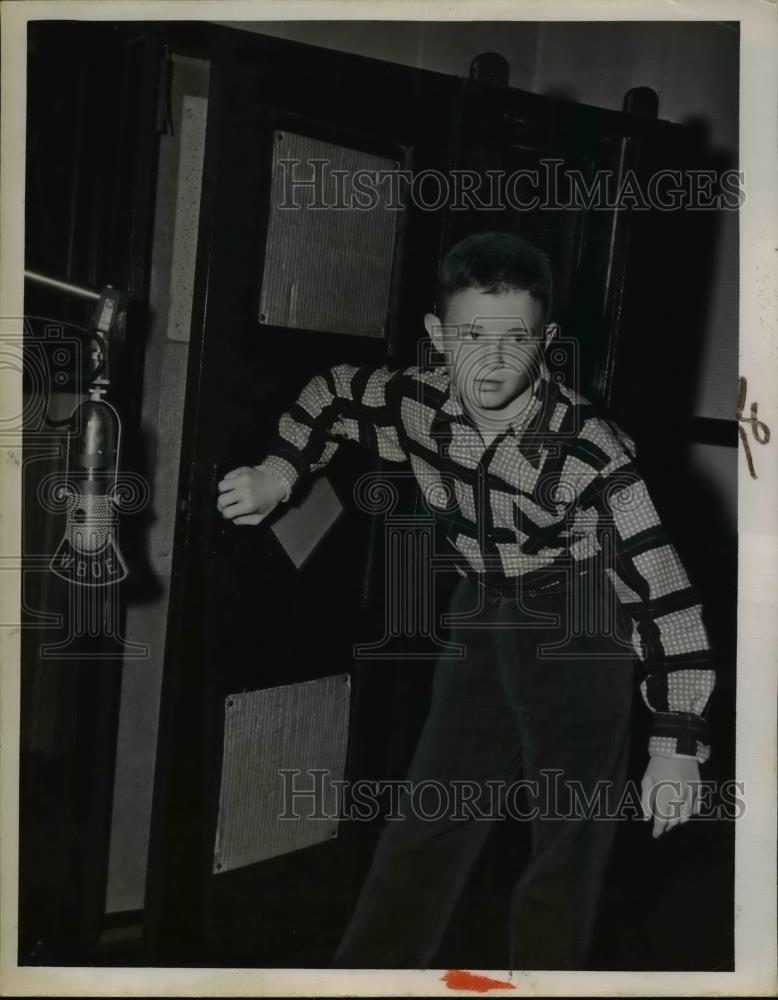 1950 Press Photo George Kroupa student of Milford School in Cleveland - Historic Images