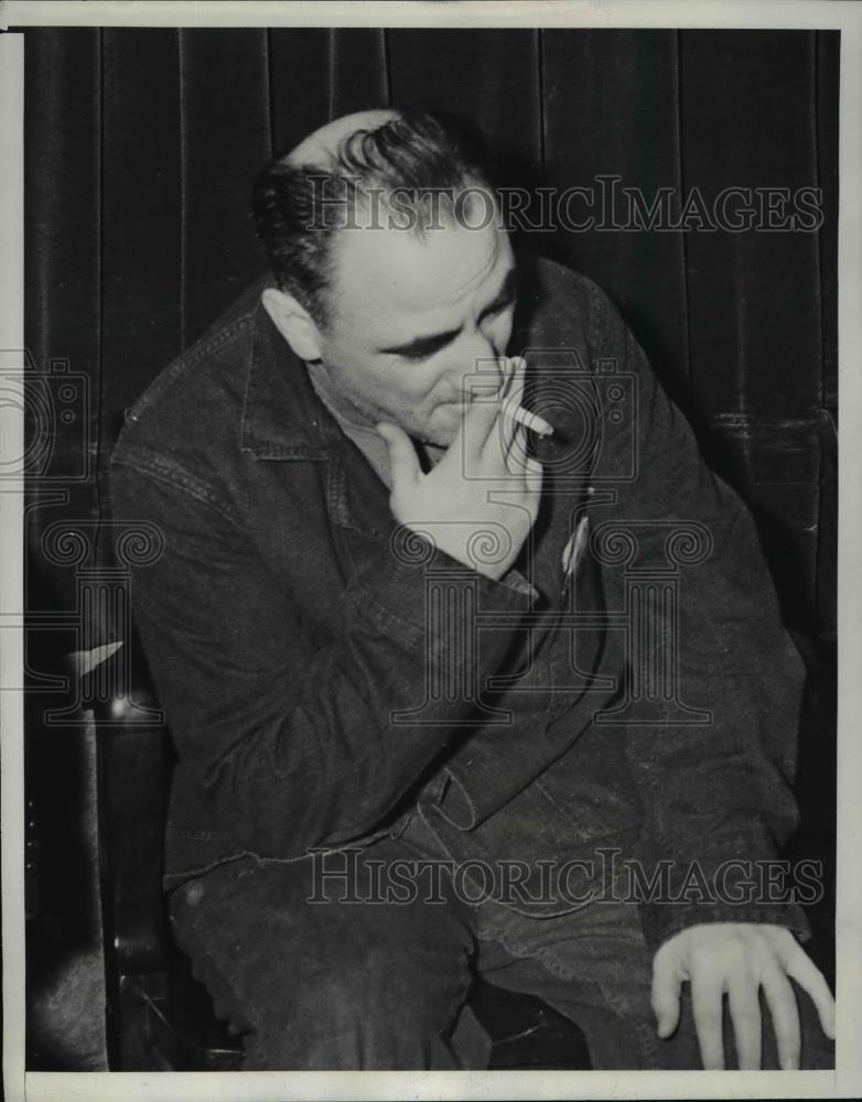 1939 Press Photo Convicted murderer Moe Snyder learns his wife had killed son - Historic Images