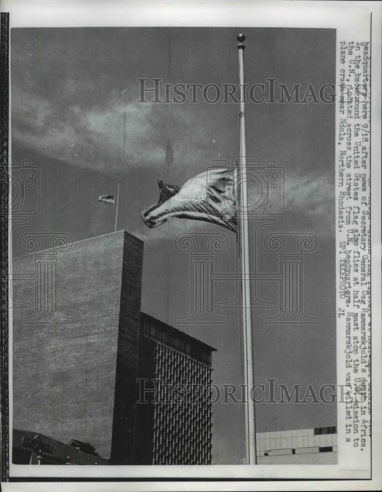 1961 Press Photo United States Flag flies half mast atop U.S Mission to the U.N - Historic Images