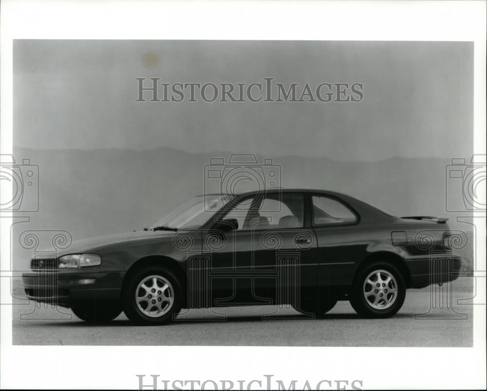 1994 Press Photo Toyota Camry Coupe SE V6 - spp01161 - Historic Images