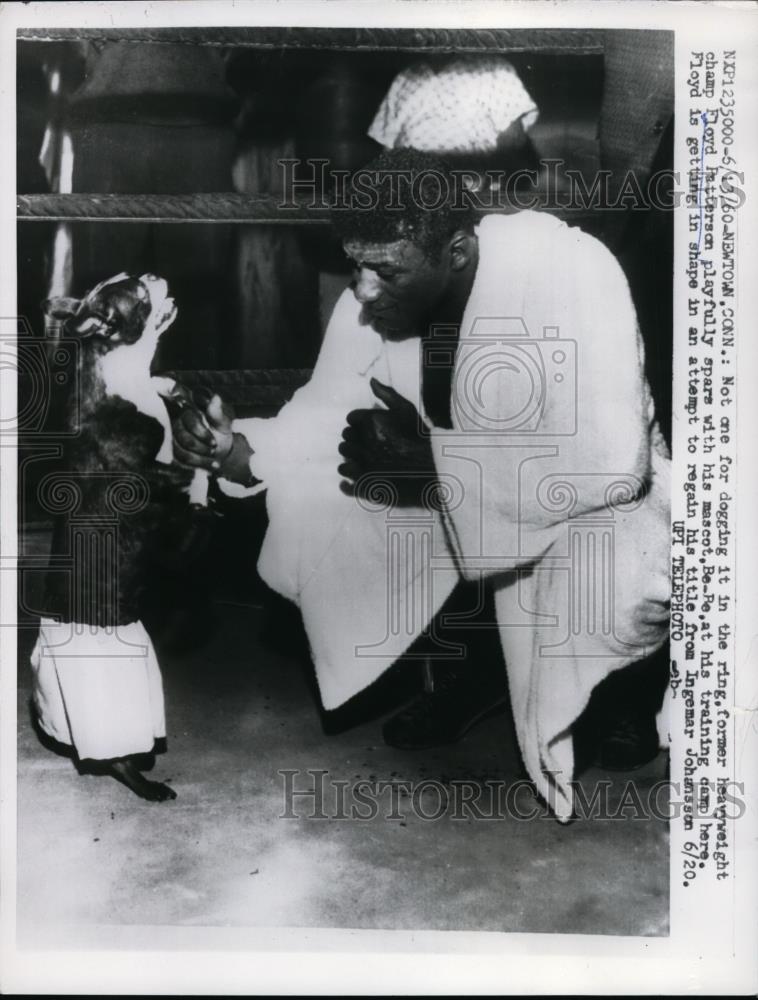 1960 Press Photo Champ Floyd Patterson trains for Ingemar Johansson bout - Historic Images