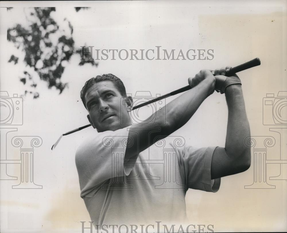 1939 Press Photo Dicl Metz at PGA tournament at Pomonok club in NY - net12414 - Historic Images