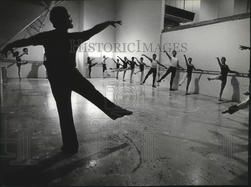 1984 Press Photo Marius Zinna Whitworth Dance Student - spa28351 - Historic Images