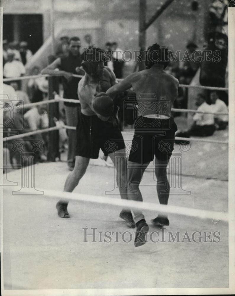 1929 Press Photo Jack Sharkey spars with partner trains for Young Stribling - Historic Images