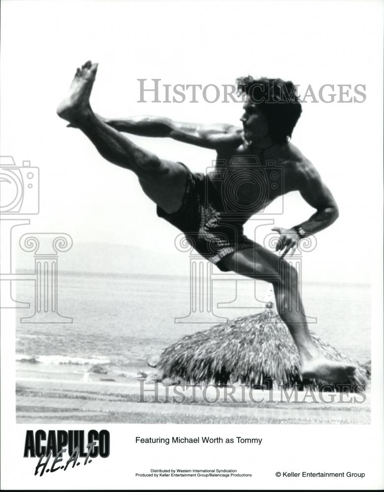 Press Photo Michael Worth Stars in Acapulco H.E.A.T. - orp30191 - Historic Images