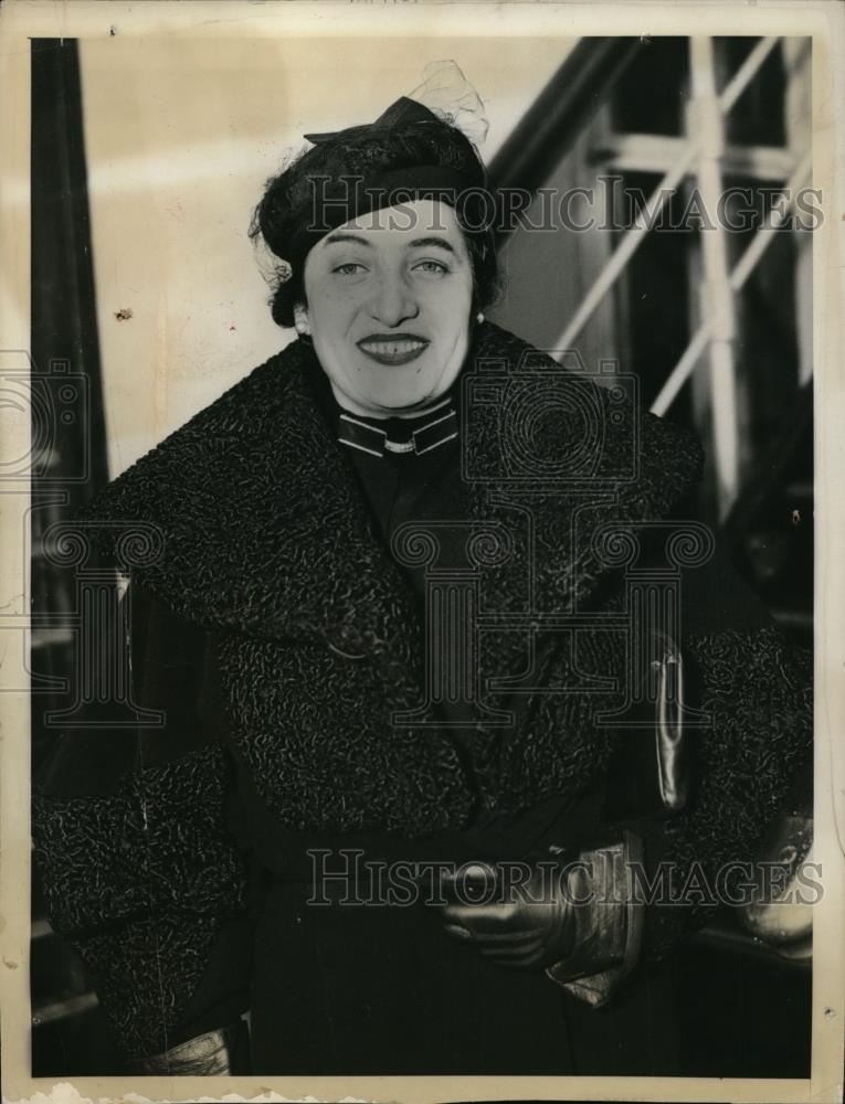 1935 Press Photo Rose Rerse at a social function - net17911 - Historic Images