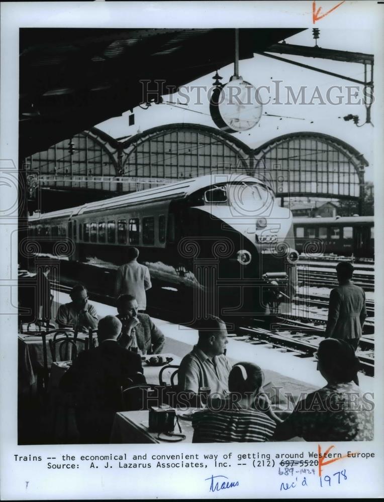 1983 Press Photo Trains - the economical and convenient way - cvb15126 - Historic Images