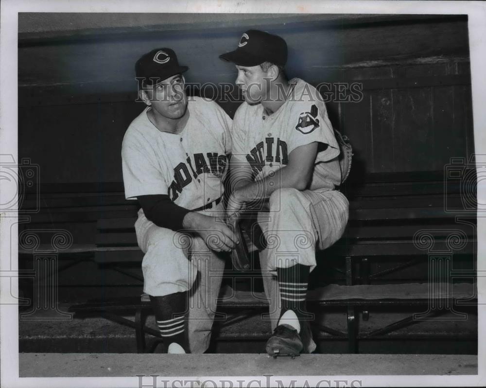 Press Photo Bobby Bragan and Hunter, Cleveland Indians - cvb57717 - Historic Images