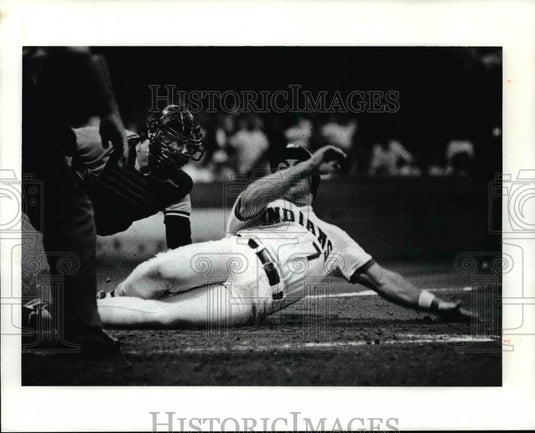 Press Photo Chris James - cvb57825 - Historic Images