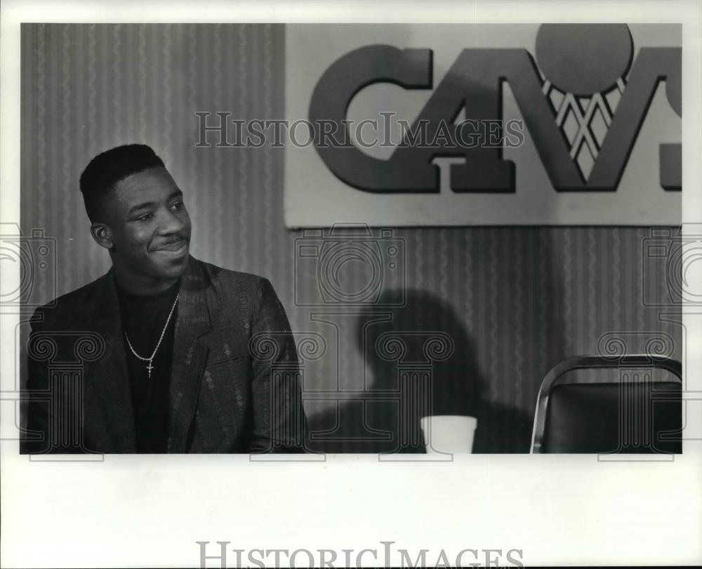 1991 Press Photo Cavaliers No. 1 draft choice Terrell Brandon - cvb57854 - Historic Images