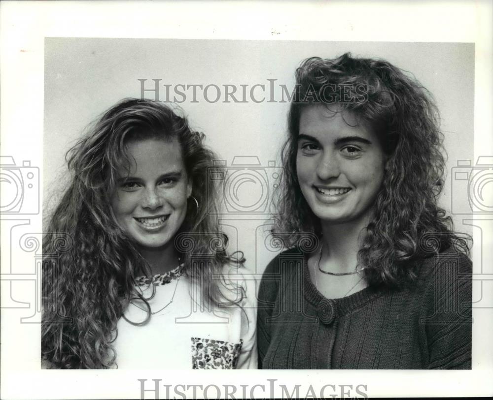 1991 Press Photo POW, Liz TenBroeck and Lisa Sucheski, Hudson Tennis - Historic Images