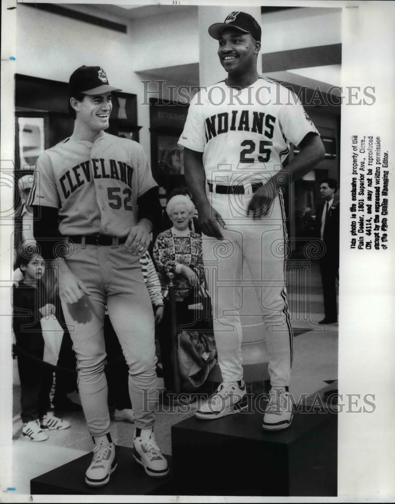 1989 Press Photo Indians baseball players-John Farrel and Dave Clark - cvb58275 - Historic Images