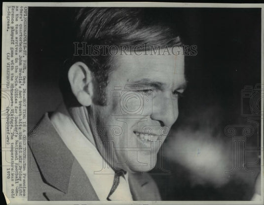 1970 Press Photo San Francisco 49ers' John Brodie arrives in Minneapolis - Historic Images