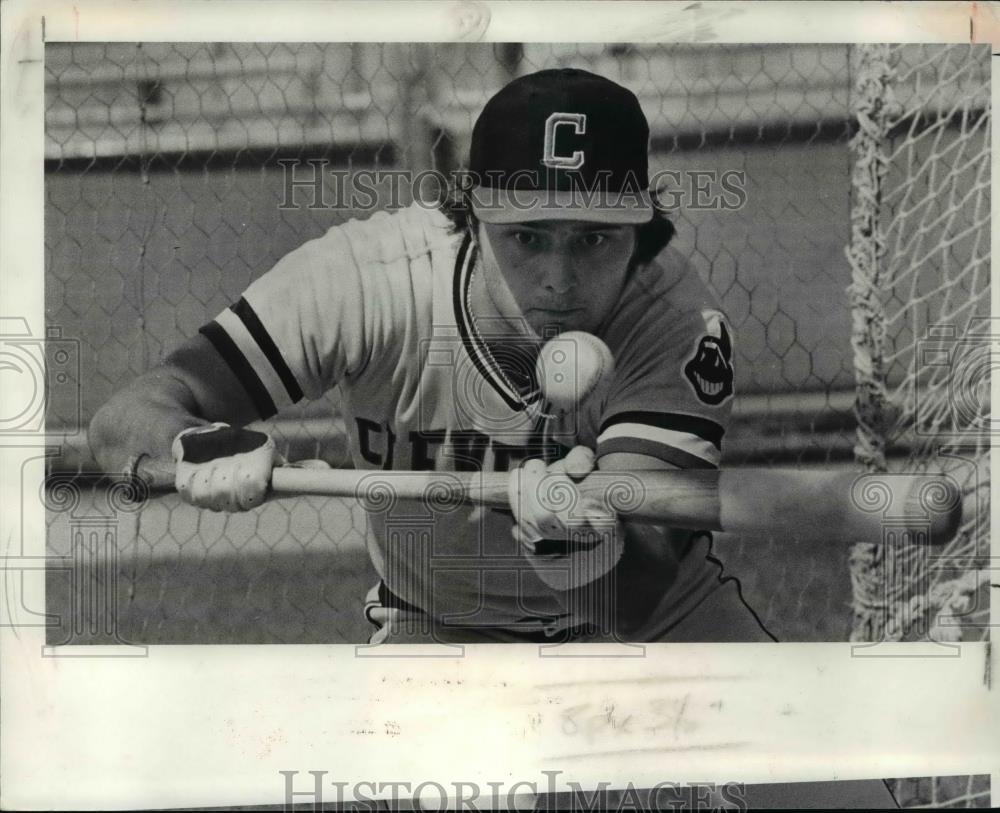Press Photo Rich Manning with the Cleveland Indians, bunts the baseball - Historic Images