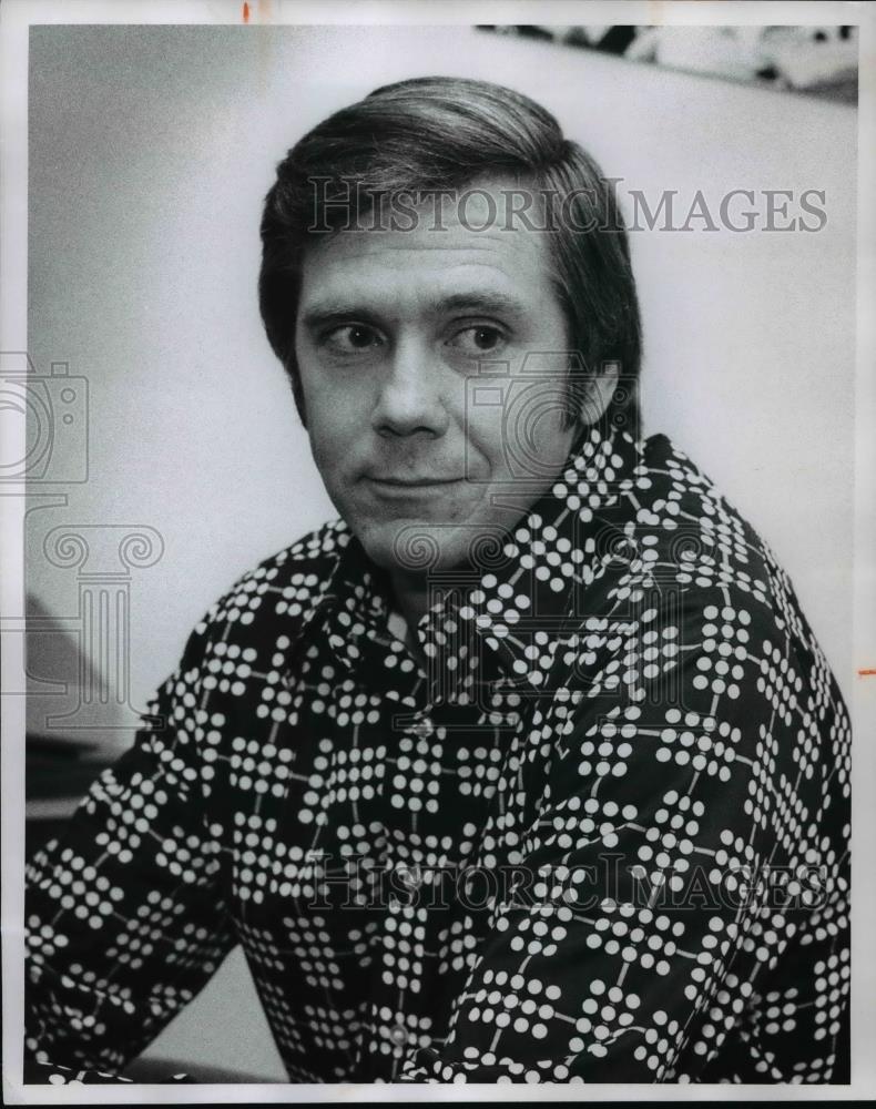 1976 Press Photo Raymond Berry-new Browns football receiver coach - cvb58963 - Historic Images