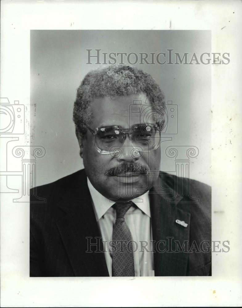 1986 Press Photo Wayne Embry - Cavs General Manager. - cvb63665 - Historic Images