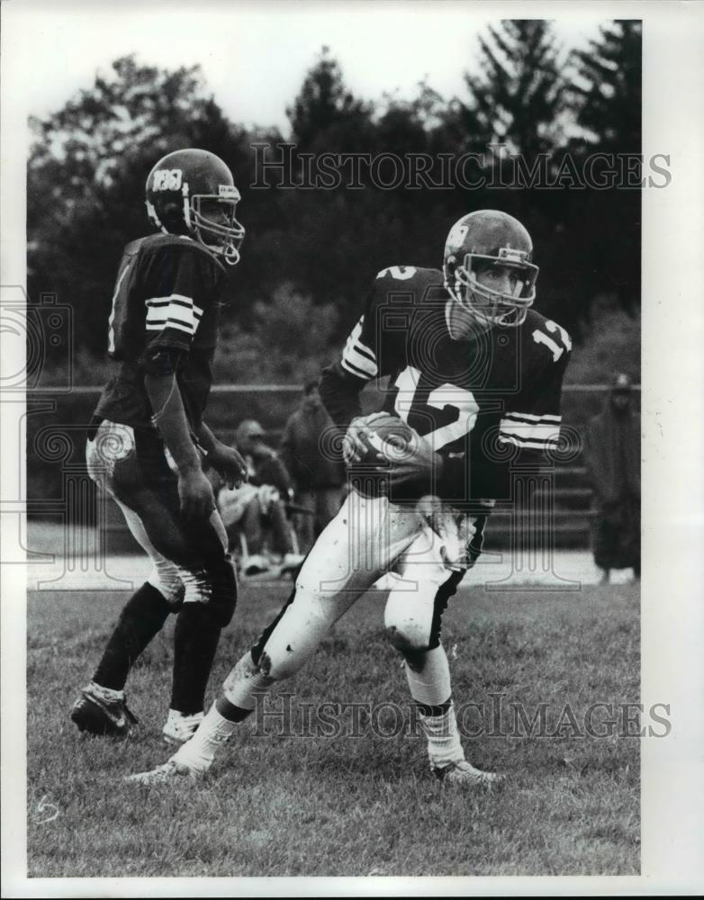 1989 Press Photo University School Quarterback, Andy Schaffer (12). - cvb63794 - Historic Images