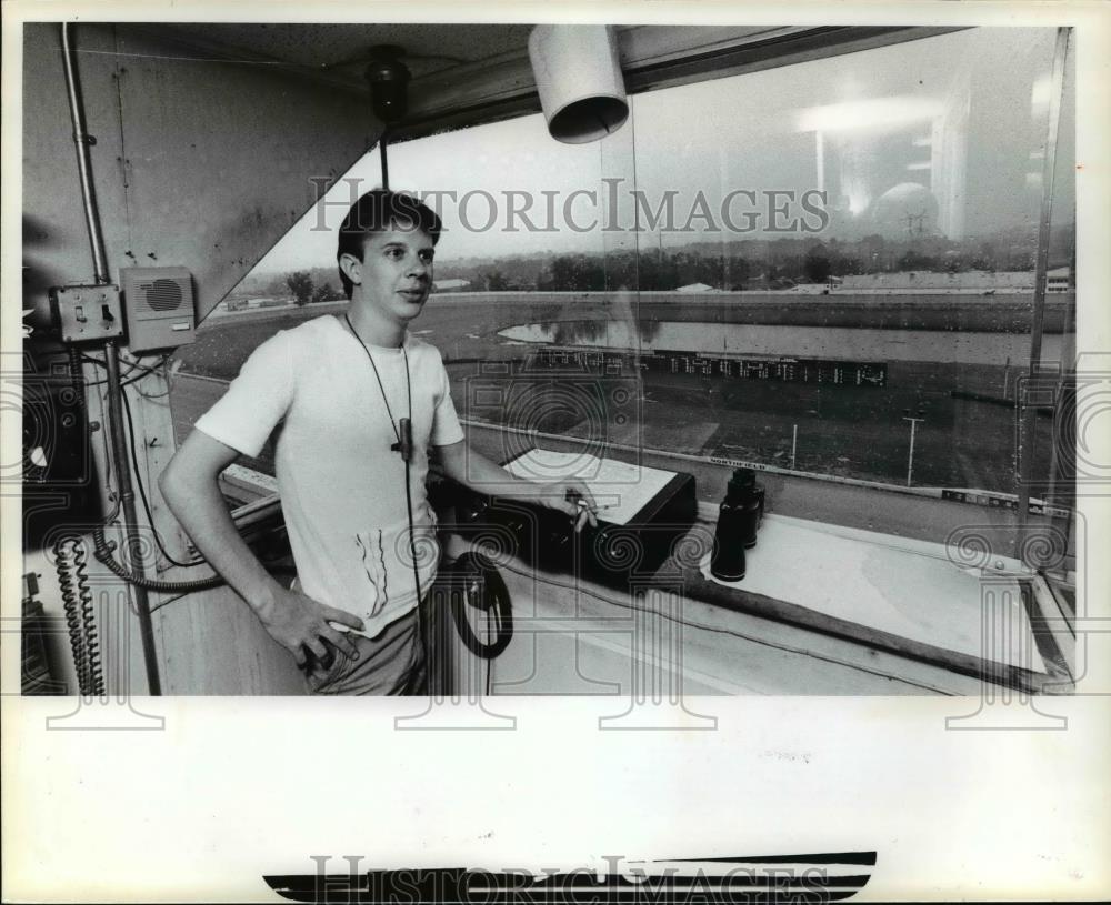 Press Photo Bino-Northfield announcer - cvb64121 - Historic Images