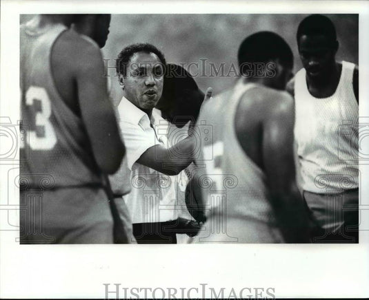 1986 Press Photo Cavs head coach Lenny Wilkins - cvb64258 - Historic Images