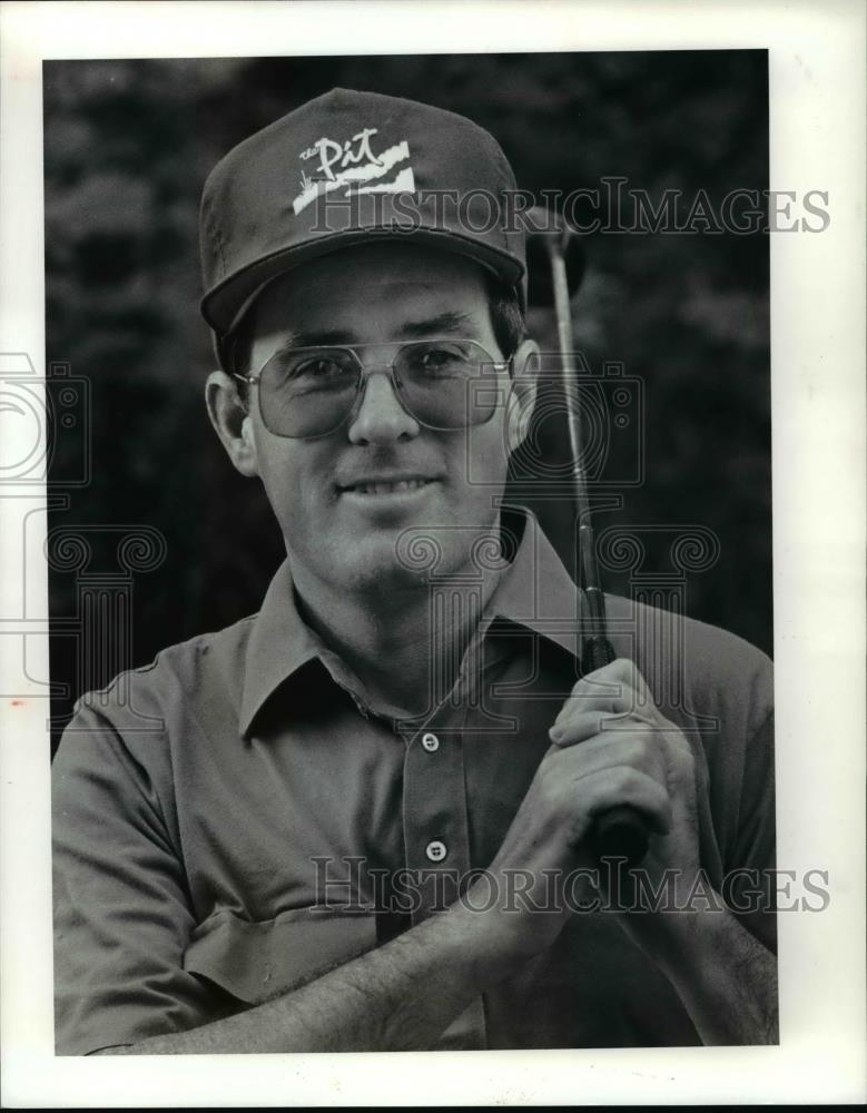 1991 Press Photo James Gilmore has played golf at least once a month - Historic Images