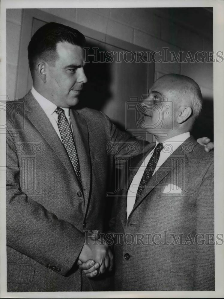 1959 Press Photo John Ray, New John Carroll Football Coach and Herb Eiself - Historic Images