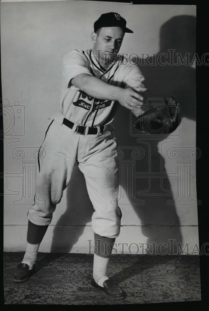 Press Photo Ed Jaco 1st baseman Sandlot Baseball - cvb64604 - Historic Images