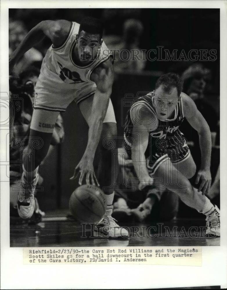 1990 Press Photo The Cavs Hot Rod Williams and Magic&#39;s Scott Skiles. - cvb64658 - Historic Images