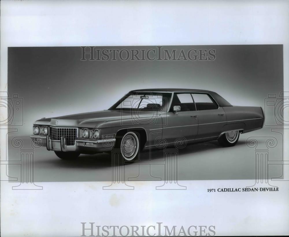 1970 Press Photo 1971 Cadillac Sedan DeVille - cvb68276 - Historic Images