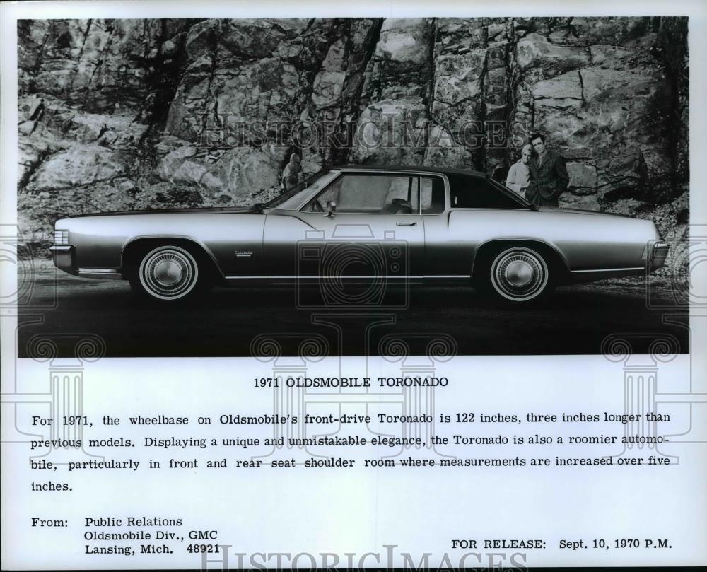 1970 Press Photo 1971 Oldsmobile Toronado - cvb68487 - Historic Images