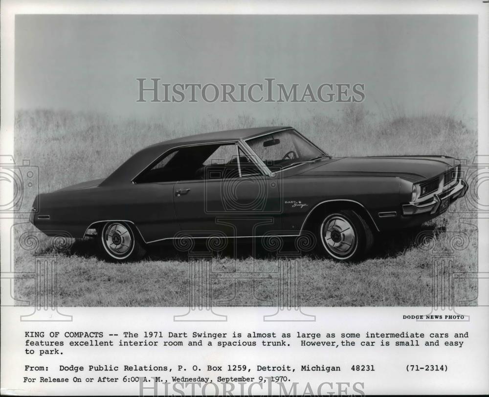 1971 Press Photo King of Compacts- The 1971 Dodge Dart Swinger - cvb68536 - Historic Images